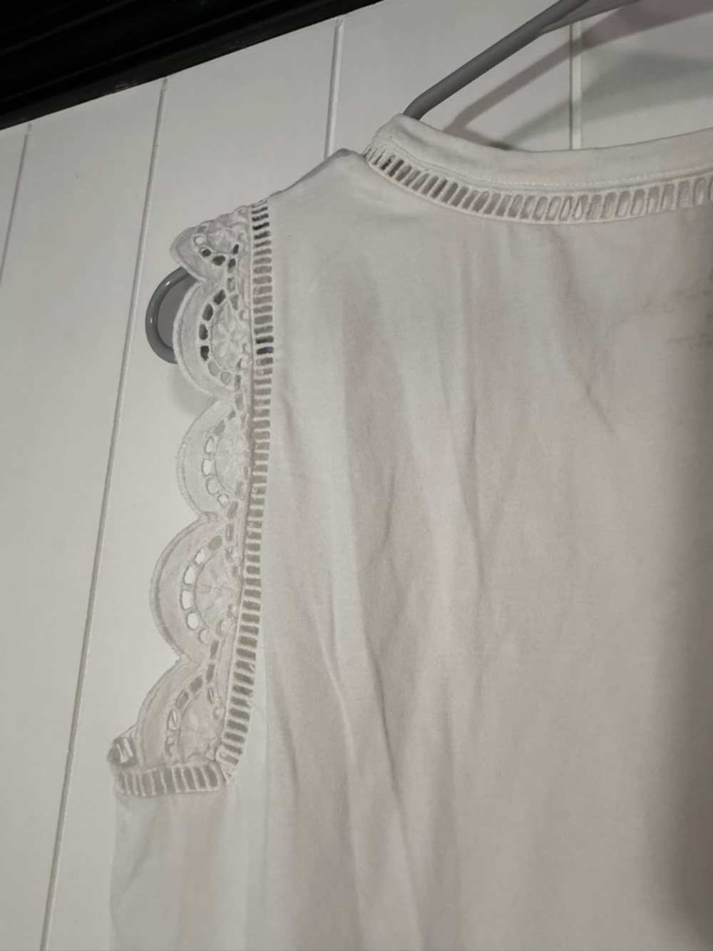 Lilly Pulitzer White Eyelet-Trim Sleeveless Tank - Picture 4 of 7